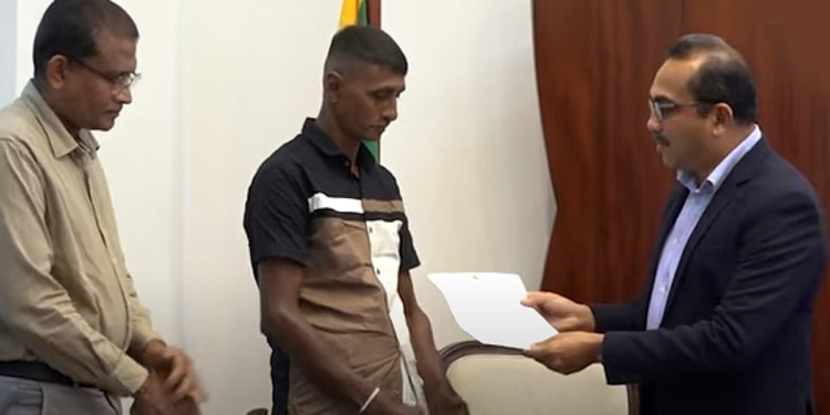 අනුරයි-විදුරයි වීරයෝ! බිමල් දෙන්නවම අමාත්යංශයට එන්න කියලා ලොකු සහතිකයක් දෙයි! VIDEO I Sri Lanka Latest News
