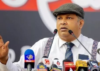 බන්ධනාගාර කොමසාරිස්තුමාව ගෙදර යැව්වේ මෙහෙමයි! Sri Lanka Latest News