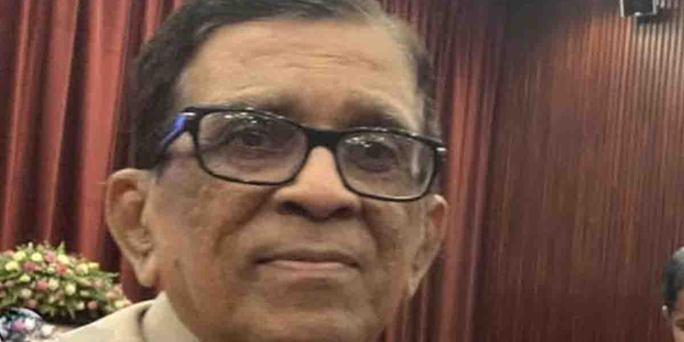 ආණ්ඩුව රජයේ ඉඩම් අල්ලපු මැතිඇමැතිවරු පස්සේ පන්නන්න පටන් ගනී! UNP හිටපු ඇමැති පී. දයාරත්න 1987දී වගාකරන්න ගත් අක්කර 40ක් මුලින් තමන්ගෙ නමට ලියාගෙන! ඊට පස්සේ දරුවන්ගේ නමටත් ලියලා! දැන් ඒක ලෑන්ඩ් සේල්කාරයෙක්ටත් විකුණලා! VIDEO I Sri Lanka Latest News
