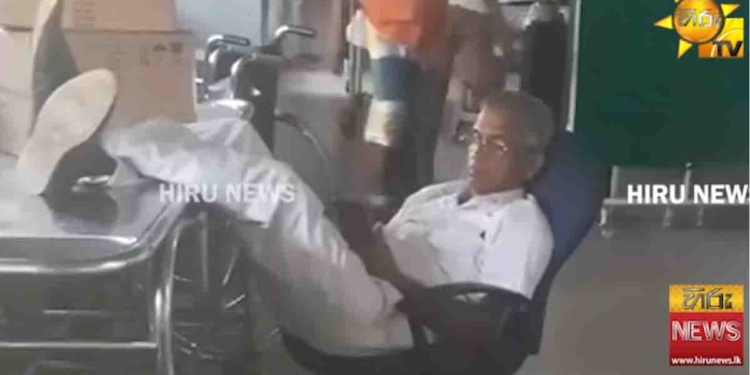ජනතාව පඩිත් ගෙවති..! රාජ්ය සේවකයා බුදියගනිති..! අන්න ඒ වගේ කතාවක් මේකත්! මීට වඩා හොඳාාාායි..? VIDEO I Sri Lanka Latest News