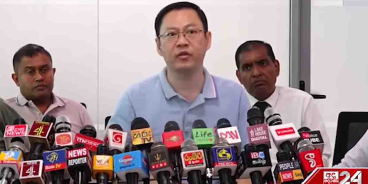 ජනාධිපතිතුමනි වහාම මේ ගැන බලන්න! ඩොලර් මිලියන 8ක් ලංකාවට අරන් ආ චීන ආයෝජකයෙක් ආපහු යන්නයි හදන්නේ! ආයෝජන මණ්ඩලයෙන් නිෂ්පාදනයට සීමා දාලා! මාස 6ක් තිස්සේ ආයතනය වහලා! රස්සාවල් 500ක් විතර නැතිවෙන්නයි යන්නේ! VIDEO I Sri Lanka Latest News