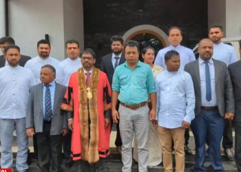 76 වසරක් එන එන ආණ්ඩු එක්ක ජැක් ගහපු තොණ්ඩමන්ලා එක්ක ජැක් එක ගහපු මාලිමාව නුවරඑළිය බලය අල්ලා ගනී! එකට ෆොටෝත් ගනී! VIDEO I Sri Lanka Latest News