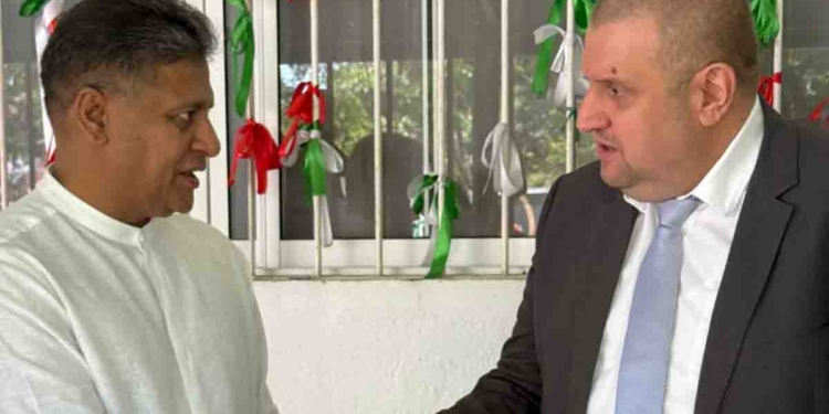 අමානුෂික ලෙද දුක් විඳින පලස්තීන ජනතාවට දිලිත් සර්වජන බලයේ මානුෂීය සහයෝගීතාවේ දෑත් දිගුකරයි! VIDEO & PHOTOS I Sri Lanka Latest News