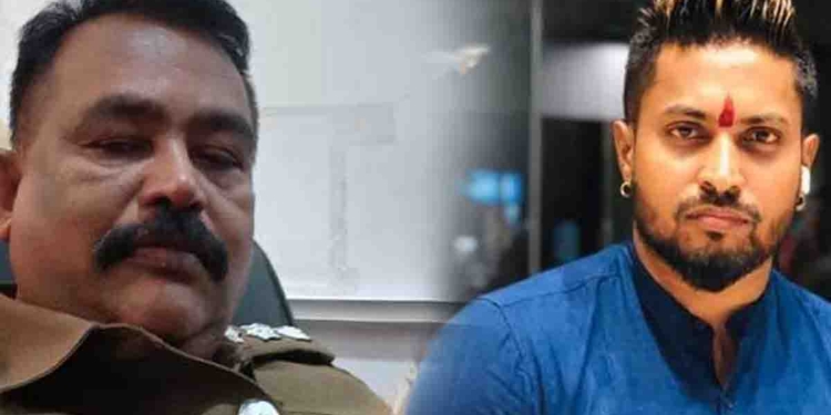 ඊයේ රෑ 8.45ට පාතාල කල්ලි නායක කෙහෙල්බද්දර පද්මේ රට ඉඳන් අපරාධ කොට්ඨාසයේ OICට කතා කරලා මරණ තර්ජනය කරලා! පද්මෙගේ තර්ජනය සත 5කට ගණන් නොගෙන OICත් ගේමටම උත්තර දෙයි! මෙන්න හඬ පටය! VIDEO I Sri Lanka Latest News
