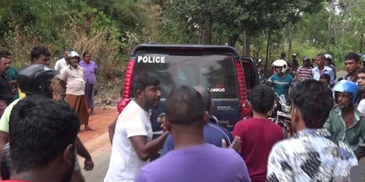 මුවා මැරුව සයිමන්ලා! දැං ඉන්නෙ මාටින්ලා! මොකක් ද මේ පොලිස් කෝලම? Sri Lanka Latest News