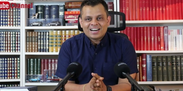දේශබන්දු ගෙදර යවන සටන පටන්ගත්තේ කවුද? මාලිමාවට උදව් කරපු මාධ්යවේදියා කියන කතාව!