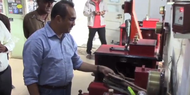 බිමල් රත්නායක නානුඔය දුම්රිය ස්ථානයේ නිරීක්ෂණ චාරිකාවක! PHOTOS I Sri Lanka Latest News