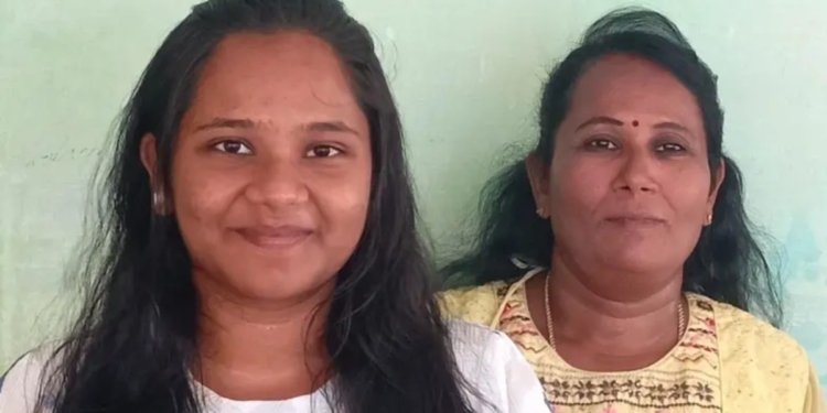 හිත ඇත්නම් පත කුඩාද? එකට පාඩම් කරලා වෛද්‍ය විද්‍යාලයට තේරුණු ලෝකෙම කතාකරන අම්මයි-දුවයි ! Sri Lanka Latest News