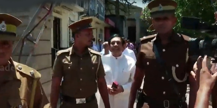 අත් දෙකට මාංචු වැටෙයි! රාජිතත් රනිල් ගිය පාරේම! Sri Lanka Latest News