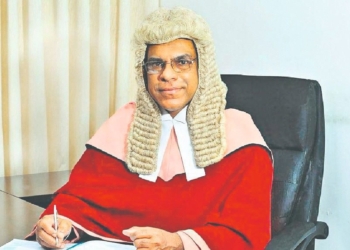 අධිකරණය නවීකරණයට ඩිජිටල්කරණයට අගවිනිසුරු කතා කරයි! දැනට කරන දේම කළොත් අපට ලැබෙන දේ නිසැකවම ලැබේවි! කිසිදා නොලැබුණු දෙයක් ලැබීමට නම් කිසිදා නොකළ දෙයක් කරන්න! Sri Lanka Latest News