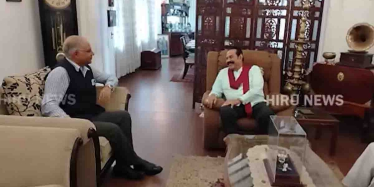 ජනතාව විතරක් නෙමෙයි රාජ්‍යතාන්ත්‍රිකයොත් එන්න පටන් අරන්! මහින්දව බලන්න තෑගිබෝගත් අරන් ඉන්දීය මහකොමසාරිස් තංගල්ලෙ කාල්ටන් නිවසට ගිහින්! VIDEO I Sri Lanka Latest News