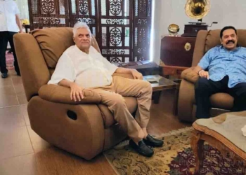 රනිල් සාගලත් එක්ක මහින්දව බලන්න කාල්ටන් එකට ගිහින්! I Sri Lanka Latest News