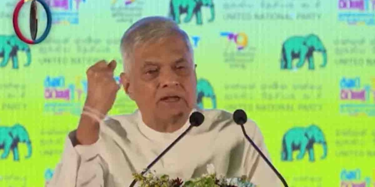 ඩබල් ඩෙකර් බස් එකක අපි හැමෝම එකතුවෙලා යමු! එතකොට තමයි හරි! අපි එකතුවෙමු.. එකතු වෙමු.. එකතුවෙමු..! VIDEO I Sri Lanka Latest News