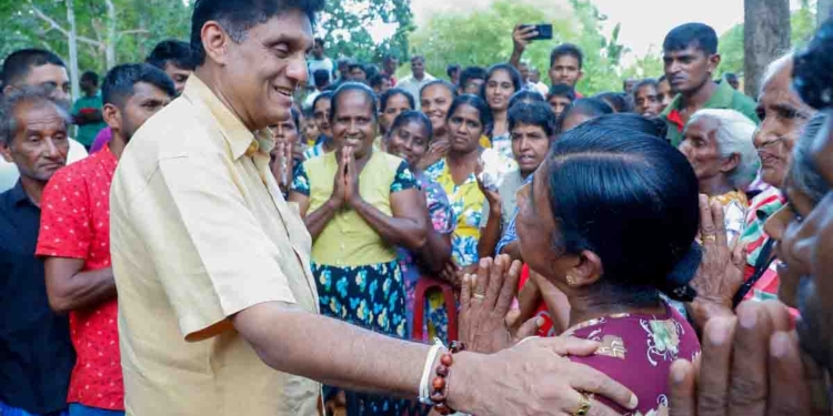 මොනරාගල ගොවීන් ගෙනියන ඉඩම් සටනට හයිය දෙන්න සජිත් කොටියාගලට එයි! ගොවීන් එක්ක කතාකරයි! ගොවීන්ගේ ඉඩම් අයිතිය වෙනුවෙන් අරගල කරන්න පොරොන්දු වෙයි! VIDEO & PHOTOS I Sri Lanka Latest News