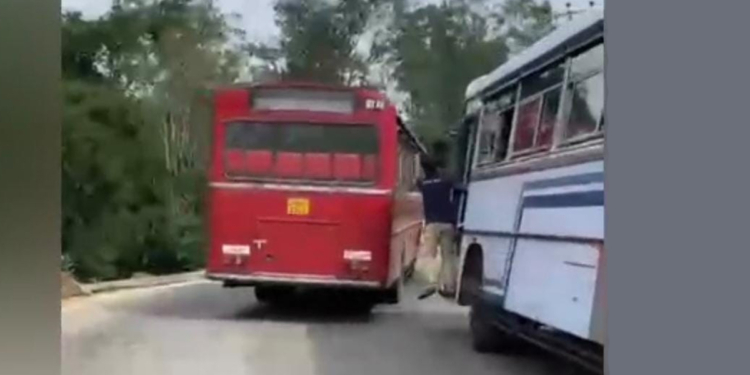 මගමරුවා ටුවර්ස් ඇන්ඩ් ට්රැවල්ස්! මුන් නම් කියන දෙයක් අහන්නෙත් නෑ! කොච්චර කිව්වත් හැදෙන්නෙත් නෑ! PHOTOS I Sri Lanka Latest News