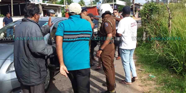 පක්ෂ කාර්යාලයේ අයිතියට ජවිපෙයි පෙරටුගාමීනුයි ගහගනී! පොලිසියත් ඇවිත්! VIDEO I Sri Lanka Latest News