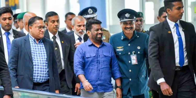 ලංකාවෙන් අමෙරිකාවට! අමෙරිකාවෙන් ජපානයට! ජපානෙන් ආපහු ලංකාවට!  PHOTOS I Sri Lanka Latest News