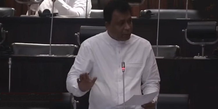 නුවරඑළියේ මහින්දානන්දට අක්කර 30යි! වඩිවේල් සුරේෂ්ට අක්කර 50යි! ලොතරැයි හිටපු සභාපතිට අක්කර 50යි! සියඹලාපිටියට අක්කර 50යි! පහුගිය ආණ්ඩුවලදී හිටපු මැති ඇමැතිවරු ඉඩම් අල්ලපු හැටි පාර්ලිමේන්තුවේදී එළියට එයි! VIDEO I Sri Lanka Latest News