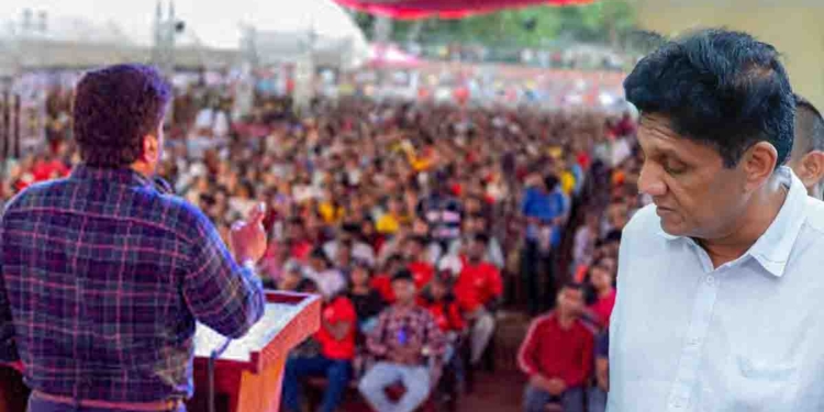 සජිත්ට මෝඩයා කිය කියා බැනපු මාලිමාවට ඡන්දෙ දුන්න කොල්ලො කෙල්ලො සෙට් එකකට හිටපු හැටියේ මේ මොකද්ද වෙලා තියෙන්නේ? තරහා වෙන්න එපා.. මං මේක අමුවෙන්ම කියන්නම්…! VIDEO I Sri Lanka Latest News