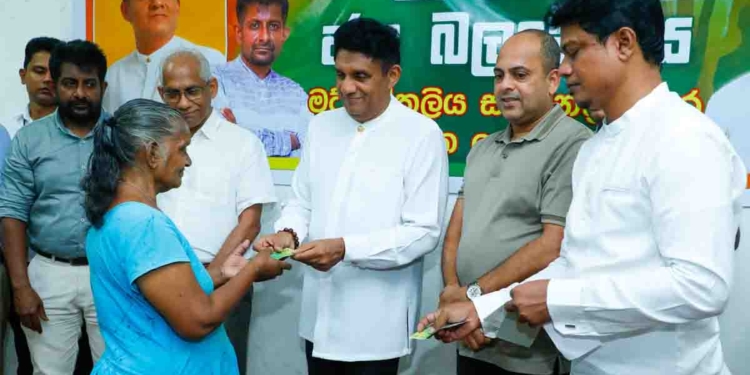 වැලිගම සජබයට බලය අරන් දුන්නු සභාපති ලසන්තව මැරුවා! මතුගම බලය සජබයට අරන් දුන්නු ජගත් විතානවත් මරන්න හදනවා! ආණ්ඩුව උත්සාහ කරන්නේ සජබයට බලය ඇති පළාත් පාලන ආයතනවල බලය ගන්නද? ඝාතන සංස්කෘතියේ කවුරුත් කතා නොකරපු පැත්තක් සජිත් මට්ටක්කුලියේදී පෙන්වයි! VIDEO & PHOTOS I Sri Lanka Latest News