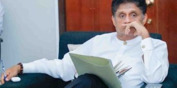 ආණ්ඩුවට-කතානායකට උත්තර දෙන හැටි කතා කරන්න විපක්ෂනායක සජිත්ගේ ප්‍රධානත්වයෙන් විපක්ෂය පාර්ලිමේන්තුවේදී විශේෂ සාකච්ඡාවක! PHOTOS & VIDEO I Sri Lanka Latest News