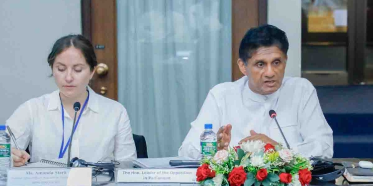 මැතිවරණ ගැන බලන එක්සත් ජාතීන්ගේ නිලධාරීන් කණ්ඩායමක් පාර්ලිමේන්තුවේදී අද විපක්ෂනායක සජිත් හමුවුණා! ලංකාවේ ඡන්ද ගැන සජිත් ඉදිරිපත් කරපු යෝජනා 9 මෙන්න! VIDEO & PHOTOS I Sri Lanka Latest News