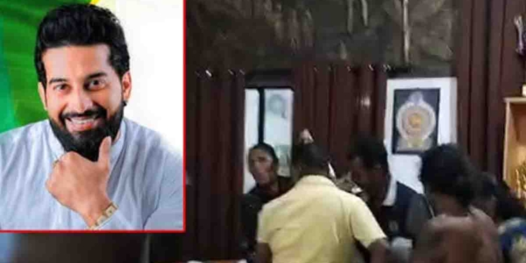 වැලිගම සභාව ඇතුළටම ඇවිත් තිබ්බ වෙඩිල්ලෙන් සජබ සභාපති මියයයි! වෙඩික්කරුවන් ආවේ ලියුමකට අත්සන් ගන්න කියලා! සභාවේ සේවකයන් හිස්ලූලූ අත දුවද්දී වෙඩි වැදුණු සභාපතිව උස්සගෙන යන වීඩියෝව මෙන්න! VIDEO I Sri Lanka Latest News