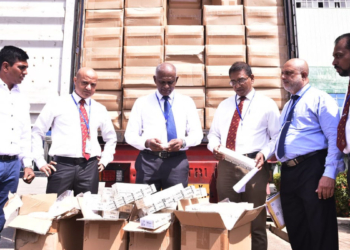 මිලියන 852ක නීති විරෝධී දුම්වැටි තොගයක් විනාශ කරයි! Sri Lanka Latest News
