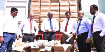මිලියන 852ක නීති විරෝධී දුම්වැටි තොගයක් විනාශ කරයි! Sri Lanka Latest News