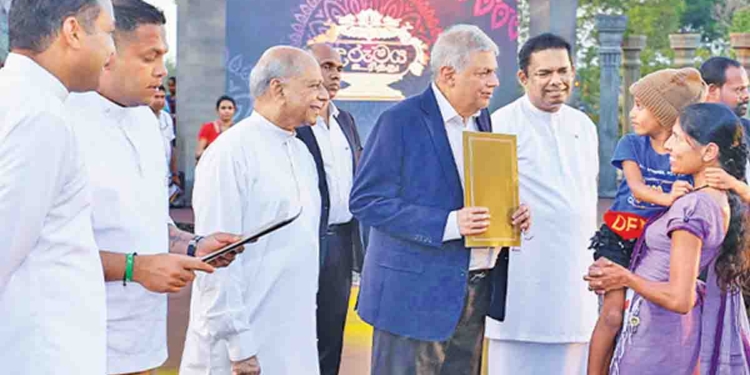රනිල්ගේ ‘උරුමය’ පෙන්වලා කෝටි 10කට ගේම දීලා! VIDEO I Sri Lanka Latest News