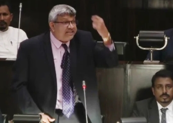 කවුද මේ උත්තරීතර පාර්ලිමේන්තුවේ විසිල් ගහන මන්ත්‍රී? VIDEO I Sri Lanka Latest News