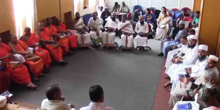 මධ්‍යම පළාත් සර්ව ආගමික නායකයන් නුවරඑළියේදී එකතු වෙයි! තීන්දු රැසක් අරන්! PHOTOS I Sri Lanka Latest News