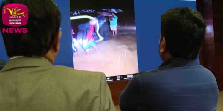 වහලෙ උඩ හිරවුණු අය බේරගන්න හමුදාවෙන් කලා ඔයේ ලොකු මෙහෙයුමක්! අනුර පාන්දරම ඇවිත් සජීවීව බලයි! VIDEO I Sri Lanka Latest News