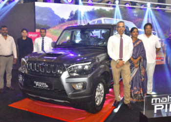 Ceylon Motor Show හිදී අතිනවීන Mahindra Pikup රථ දෙකක් අයිඩියල් මෝටර්ස් හඳුන්වා දෙයි! Sri Lanka Latest News