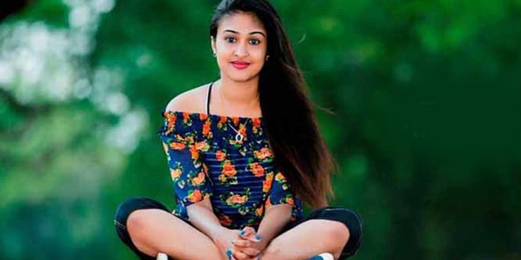 මේ දවස්වල හොඳටම ට්‍රැක් අවුල්… ! කෑවේ එසේ මෙසේ බූට් එකක් නෙවෙයි…! පිරිමියි ගෑනුයි දැන් මට තිත්තයි…! හර්ෂි මධු ! Sri Lanka Latest News