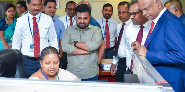 ඉලක්ක ඉක්මවා බිලියන 300ක අතිරික්ත ආදායමක් එක්ක 2026ට යන රේගුවට අනුර ස්තූති කරයි! PHOTOS I Sri Lanka Latest News