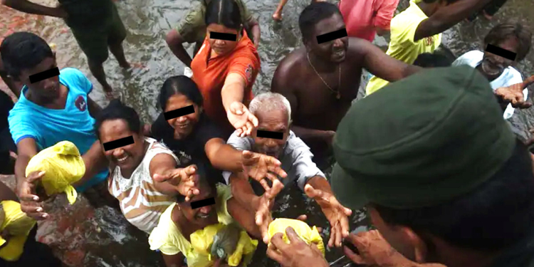 මීගහකිවුලට එන ආධාර මගදීම ඩැහැගන්නා ගිජුලිහිණියන් සෙට් එකක් බෝවෙලා! බලධරයිනි.. වහාම හොයා බලන්න…! Sri Lanka Latest News