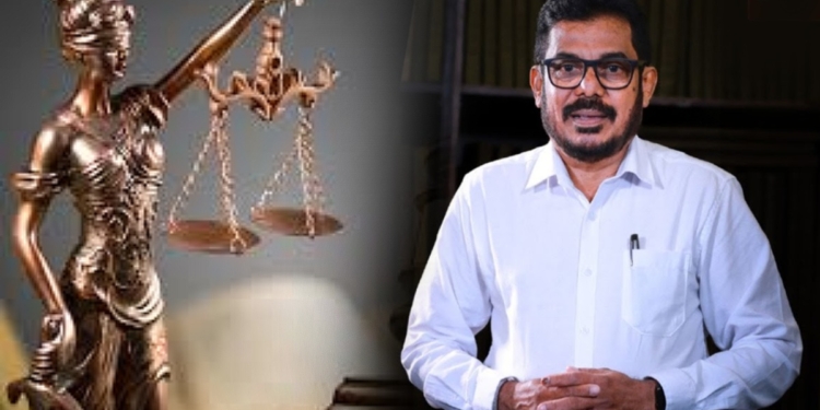 රන්වල 25000ක වන්දියක් ගෙවන්න කැමැති වෙයි! තුවාලකරුවන් වන්දි ගන්න කැමැති නොවෙයි! තුවාල නැතිවත් රන්වල තවමත් රෝහලේ සිටින්නේ මොකද කියා මහේස්ත්‍රාත් ප්‍රශ්න කරයි! රන්වලගේ ලයිසන් එකත් කැන්සල් කරයි! හැබැයි තවමත් වෛද්‍ය වාර්තාව තවම ලැබිලා නෑ! VIDEO I Sri Lanka Latest News