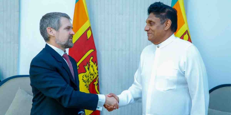 ‘අනේ ප්ලීස්’ එපා කිව්වත් විපතට පත් රට වෙනුවෙන්.. ජනතාව වෙනුවෙන් විපක්ෂනායක සජිත් කරන මෙහෙවර නොනවත්වයි! ඔස්ට්රේලියානු මහ කොමසාරිස් හමුවී ලංකාවට උදව් කරන්න කියයි! VIDEO & PHOTOS I Sri Lanka Latest News