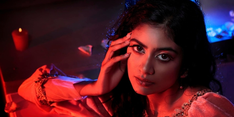 ඉන්දියාවට නැතුවම බැරි වගීෂා…! ඒක මම ලබපු වෙනස්ම අත්දැකීමක්…! ‘අවසන් සටන’ නැතිනම් වගීෂා සල්ගාදු කියලා කෙනෙක් නැහැ… ! වගීෂා සල්ගාදු I Sri Lanka Latest News