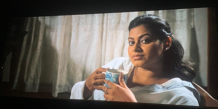 නිරුවත් වෙන එක මට අවුලක් නැහැ… ! මගෙන් වැඩ අරන් තියෙන්නේ තාම පොඩ්ඩයි… ! මං දෙයක් පටන් ගත්තොත් කොහොම හරි කරනවා…! මම දැන් වෙනම පැත්තක් හිතලා තියෙන්නේ…! හිරුණි රණසිංහ I Sri Lanka Latest News