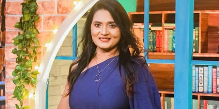 ලැබෙන දේවල් හොඳ නම් ආසාව වැඩිවෙනවා…! ඇත්ත ජීවිතයයි රංගනයයි කියන්නේ දෙකක්…! වාසනාව හොයාගන්න ඕනේ…! ෆර්නි රෝෂනී I Sri Lanka Latest News