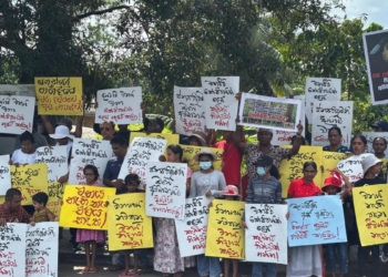 කොළඹින් හොයාගත්ත වටිනා මැණික නැතිවෙයිද? පරිසර ඇමැතිතුමනි මේ ඔබේ අවධානය පිණිසයි! Sri Lanka Latest News