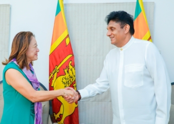 ගෙදර යන ගමන් චන්ග් සජිත්වත් හමුවෙන්න විපක්ෂ නායක කාර්යාලයට එයි! PHOTOS I VIDEO I Sri Lanka Latest News