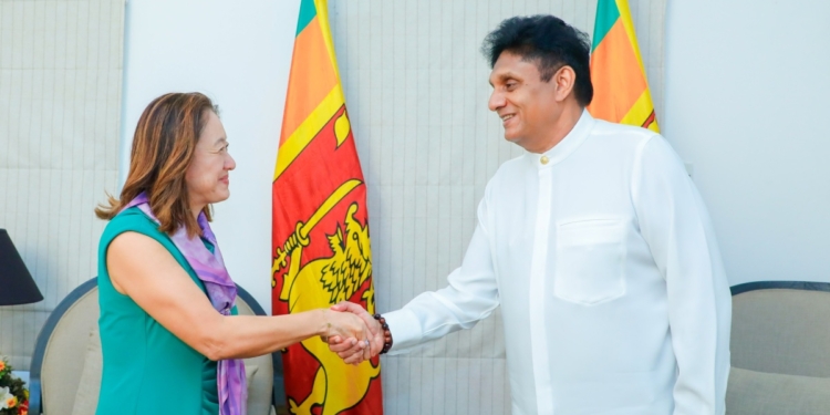 ගෙදර යන ගමන් චන්ග් සජිත්වත් හමුවෙන්න විපක්ෂ නායක කාර්යාලයට එයි! PHOTOS I VIDEO I Sri Lanka Latest News