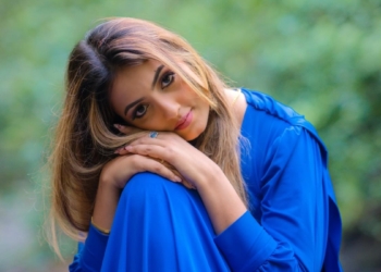 ලංකාවේ හොඳම මියුසික් ක්ලාස් එක කියන්නේ මගේ හීනයක්….! මම පොළොවේ පය ගහලා ජීවත් වෙන කෙනෙක්…! ප්රසිද්ධියයි ජනප්රියත්වයයි කියන්නේ අහසයි පොළොවයි වගේ…! මහේෂා සඳමාලි I Sri Lanka Latest News
