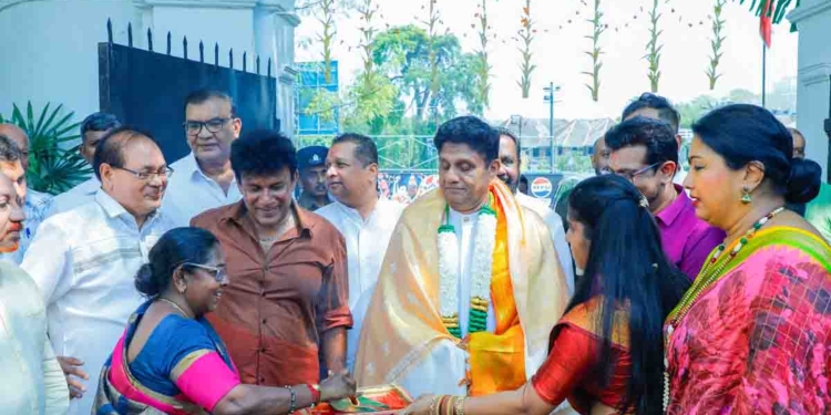 අනුර යාපනේ යද්දී විපක්ෂනායක සජිත් කොළඹ විපක්ෂනායක කාර්යාලයේ තෛපොංගල් උත්සවය සමරයි! VIDEO & PHOTOS I Sri Lanka Latest News