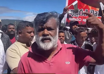 අඩුවට දුවන පික්මී-ඌබර්ට එරෙහිව නුවරඑළියේ ත්‍රීවීල්-කාර් රියැදුරෝ ලොකු විරෝධයක! නගරෙ හයර් අපිට විතරයි! පිට කට්ටියට බෑ! Sri Lanka Latest News