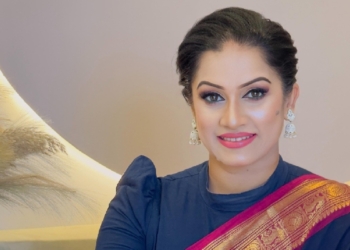 ඉස්කෝලේදී ටීචර්.. සෙට් එකේදී නිළිය.. දෙකම බැලන්ස් එකේ කරන හර්ෂිකා…! රියල් ලයිෆ් එකේ මම මීට වඩා ලස්සනයිලු…! උගන්නනවා වගේම ඉගෙනත් ගන්නවා…! හර්ෂිකා රත්නායක I Sri Lanka Latest News