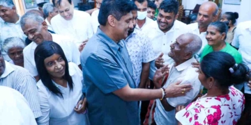 අද නීතීඥවරුන්ටවත් වෘත්තීය කරන්න ඉඩක් නෑ! මදුරුවෝ මරනවා වගේ මහපාරේ මිනිස්සු මරනවා! සජිත් හම්බන්තොට සූරියවැවේ ගොවි ගැටලු සොයා බලයි! VIDEO & PHOTOS I Sri Lanka Latest News